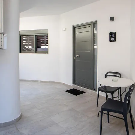 Apartment Point - Kallithies Village Square By Gm